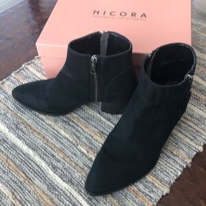 Nicora Sharkboot | Vegan Faux Suede Booties